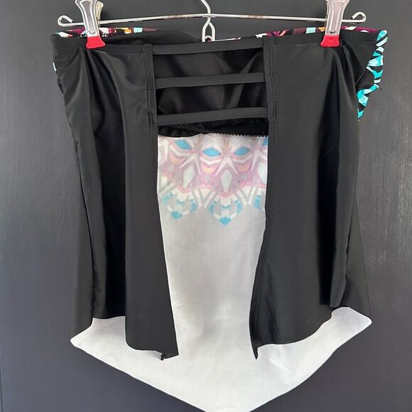 Bandeau Tankini Black Tribal Print Open Back Size Small - Picture 2 of 4